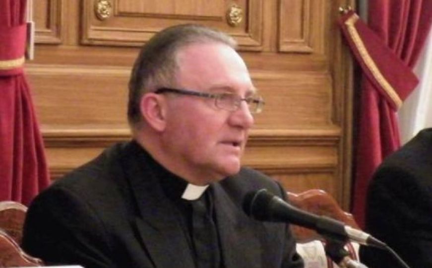 Katolički sveštenik priznao da je zlostavljao 13 dječaka: "Žao mi je za žrtve mojih zlih čina"