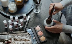 Sve o šminkanju svijetlog tena: Evo šta nikako ne trebate izbjegavati