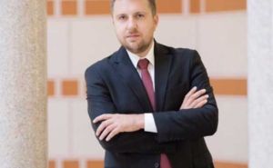 Abdulah Skaka uhapšen zbog davanja mita kako Bogić Bogićević ne bi bio gradonačelnik Sarajeva