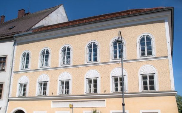 Austrija: U Hitlerovoj rodnoj kući policajci će imati obuku o ljudskim pravima