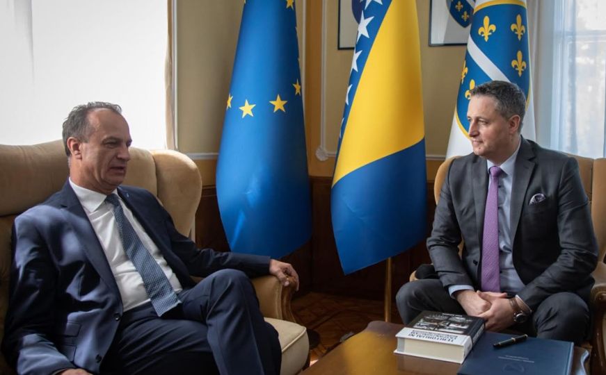 Bećirović sa ukrajinskim ambasadorom: "Većinska BiH podržava borbu Ukrajine za slobodu"