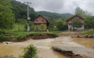 Pitali smo: Kako se zaštititi i izbjeći zaraze nakon obilnih poplava koje su pogodile BiH?
