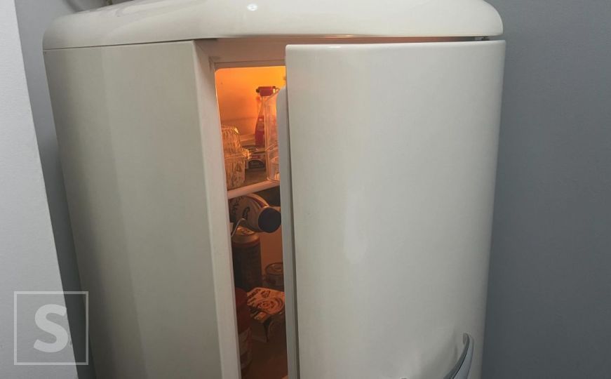 Iz frižidera se 'osjeti' neprijatan miris: Evo kako da ga se riješite za tren
