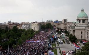 Koliko je ljudi zaista bilo na Vučićevom mitingu? Snimka dronom otkriva pravu istinu