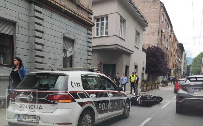 MUP objavio detalje teške nesreće u Sarajevu: Porscheom udario motociklistu