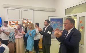 Nermin Nikšić i Adnan Delić u centru „Dajte nam šansu“: Socijalne usluge moraju biti kvalitetnije