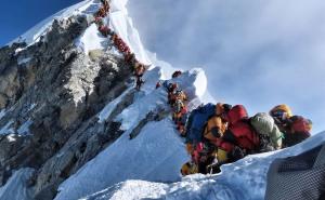 Nepal razmatra strožija pravila zbog brojnih smrti na Mount Everestu