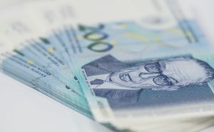 Počinje isplata novčanih naknada u Kantonu Sarajevo: Evo koliko iznose i ko će dobiti novac