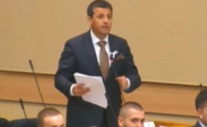 Vukanović u Narodnoj skupštini RS: 'Što ste išli Erdoganu u Tursku, a niste na Kosovo?'