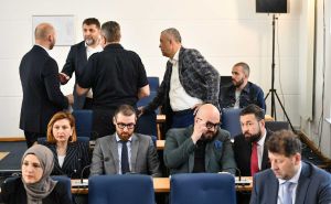 Skupština KS: Zastupnik predložio da bahati vozači moraju gledati kako im se vozilo uništava