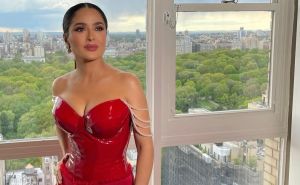 Prirodna ljepota: Salma Hayek fanove iznenadila fotografijom