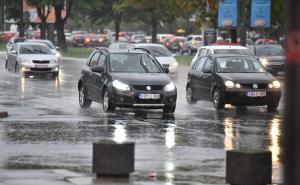 Vozači, oprez: Zbog izlijevanja bujičnih potoka, obustavljen je saobraćaj na ovom putnom pravcu