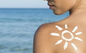 Nizozemska će obezbijediti besplatnu kremu za sunčanje u borbi protiv rekordnog nivoa raka kože