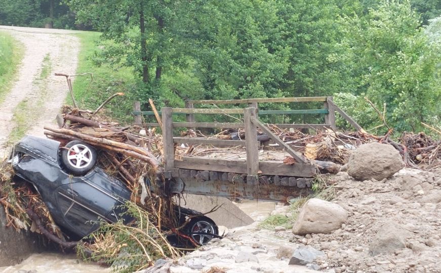 Haos zbog poplava i klizišta: Vlada TK proglasila stanje prirodne nesreće