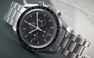 'Omega' na aukciji kupila lažnu verziju svog sata za 3,4 miliona dolara