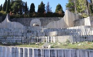 UABNOR Mostar o devastaciji Partizanskog spomen groblja: 'I nakon godinu dana istraga je u toku'
