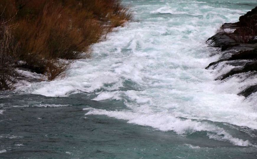 Upozorenje za građane: Područja uz rijeku Neretvu u opasnosti od poplava