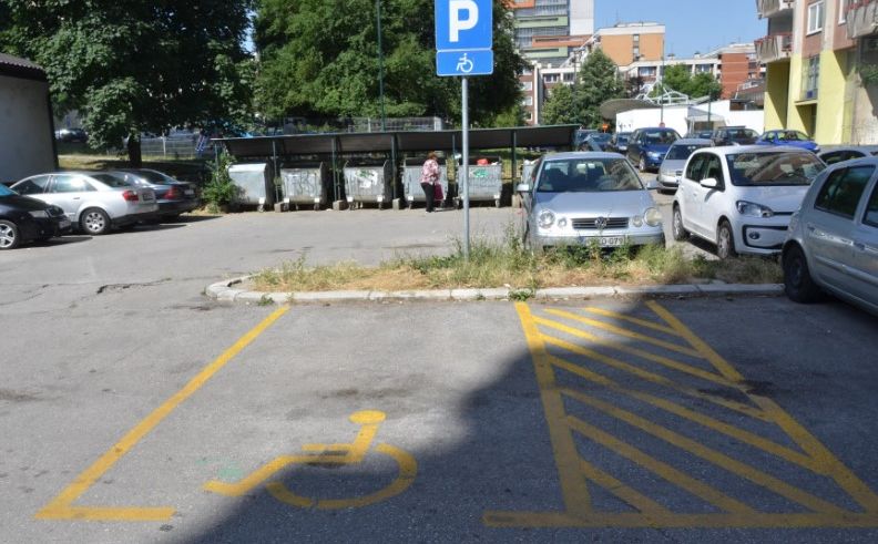Usvojene veće kazne za one koji parkiraju na mjesto za osobe s invaliditetom