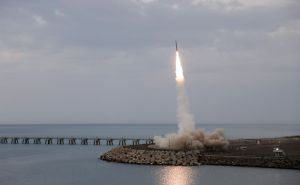 Sjeverna Koreja lansirala neodređenu balističku raketu