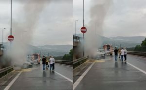 Nesreća na autoputu A1: Zapalio se automobil