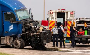 Stravičan udes u Kanadi: 15 poginulih u nesreći na autoputu