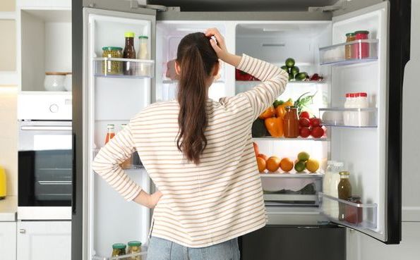 Muči vas neugodan miris iz frižidera: Evo kako ga ukloniti u tren oka
