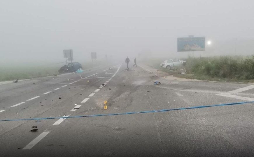 Teška saobraćajna nesreća kod Viteza: Poginula jedna osoba, pet povrijeđeno
