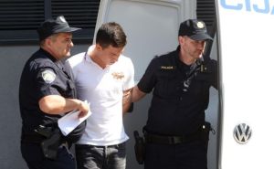 Divljak iz Mercedesa u lisicama doveden na sud: Otkriveno što je rekao na ispitivanju