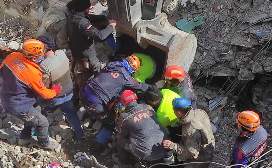 Saudijska Arabija poslala humanitarnu pomoć žrtvama zemljotresa u Turskoj i Siriji