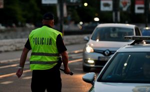 Pojačana kontrola vozila u Sarajevu i nedjeljom: Policajci redom zaustavljali vozila