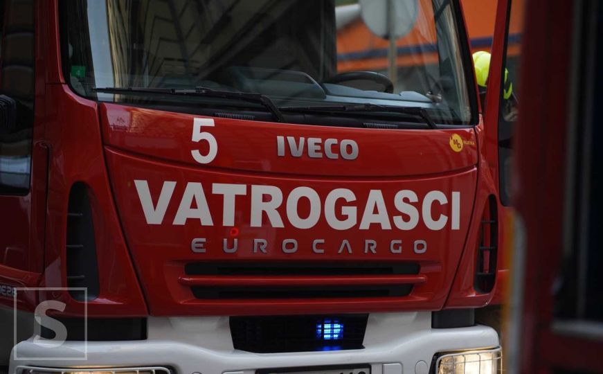 Vatrogasci danas u Sarajevu nemaju mira: 'Žurimo na intervenciju, gospođi je zagorio ručak'