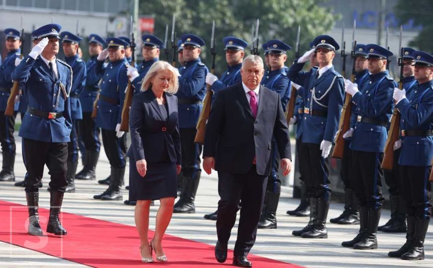 Viktor Orban svečano dočekan u Sarajevu
