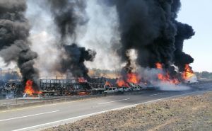 Tragedija u Meksiku: U lančanom sudaru poginulo 5, povrijeđeno 14 osoba, brojke bi se mogle povećati