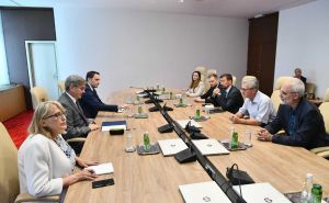 Denis Zvizdić primio imenovane ambasadore BiH