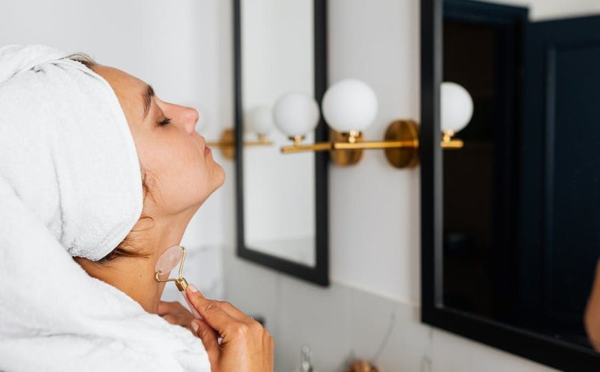 Evo zašto vam masaža lica treba postati svakodnevni ritual