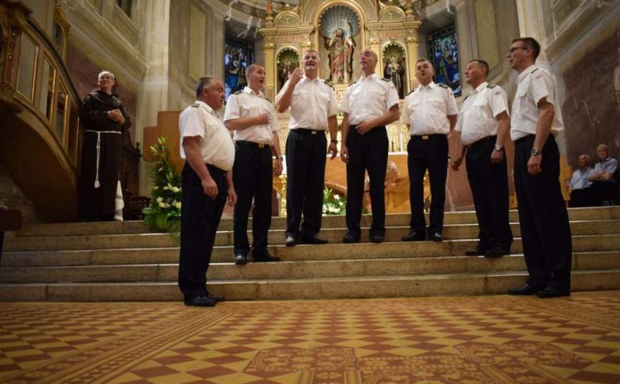 Klapa 'Sveti Juraj' održala koncert u Kraljevoj Sutjesci
