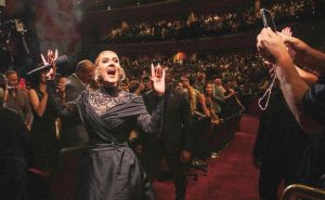 Adele prekinula nastup i pitala publiku: "Koliko bi vas htjelo otići vidjeti olupinu Titanica?"