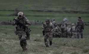 Velika Britanija i saveznici obučili više od 17.000 ukrajinskih regruta