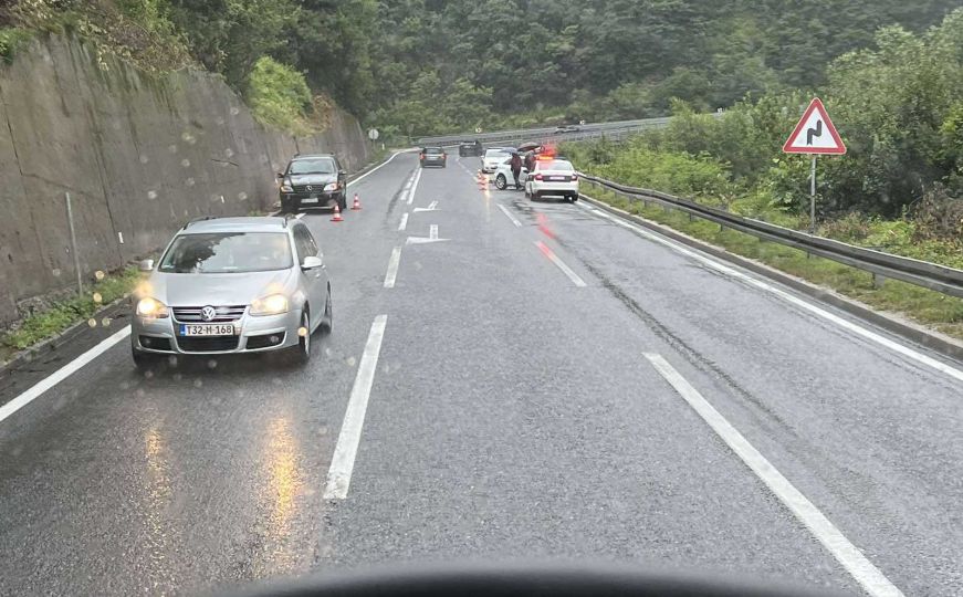 Saobraćajna nesreća u blizini Konjica: Više osoba povrijeđeno