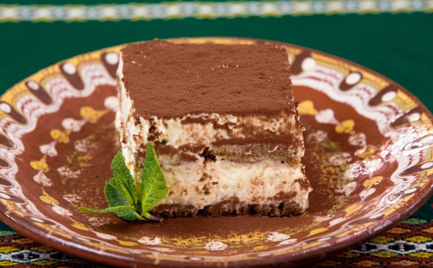 Desert za pet minuta: Sladoled kolač koji se topi u ustima, potrebna samo tri sastojka