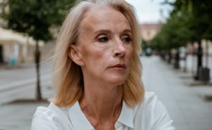 Zašto se kilogrami gomilaju tokom menopauze? Evo šta ne biste trebale raditi