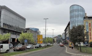 Novina u Brčkom: Pušten u rad savremeni sistem automatske naplate parkinga