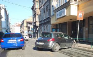 Kilometarska kolona zbog udesa u Sarajevu: Vozilo se popriječilo na tramvajskim šinama