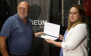 Otvorena antiratna izložba "Sarajevo" 1995. njemačkog umjetnika Gerharda Pollheidea