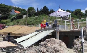 Crveni križ Dubrovnik izdao upozorenje zbog meduza: 'Jutros smo imali osam intervencija'