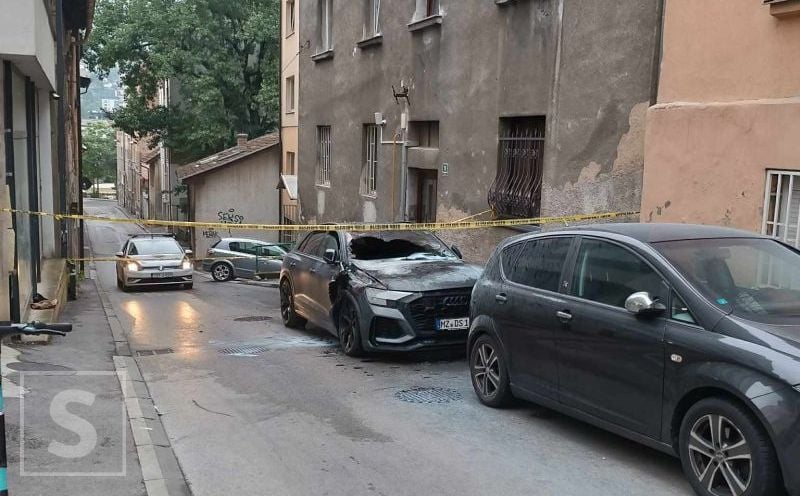 U centru Sarajeva gorio automobil, evo šta kažu iz policije