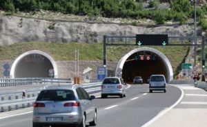 Hrvatska: Muškarac za volanom bio u stanju "stupora" - kažnjen sa 2.640 eura