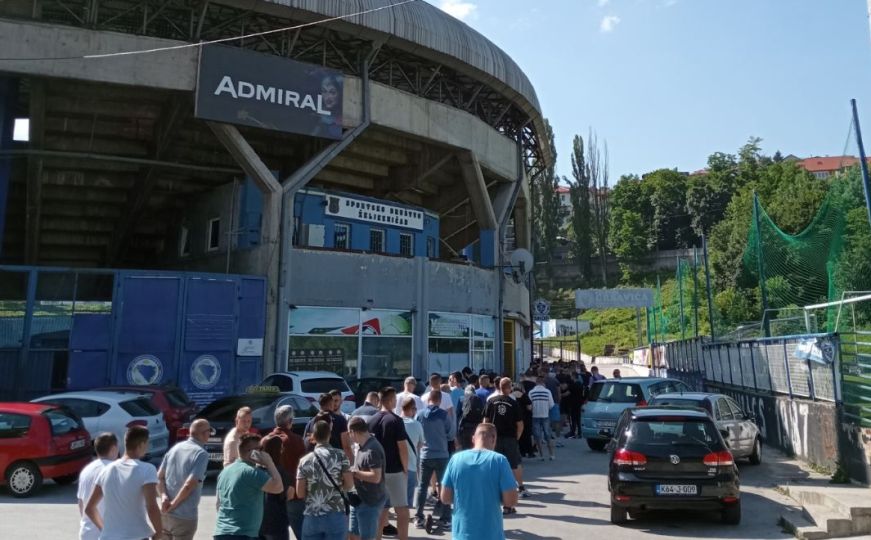 Velike gužve pred stadionom Grbavica: Počela prodaja ulaznica za FK Željezničar-Dinamo Minsk