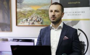 Semir Efendić: 'Vlasti su koketirale i trgovale s interesima države. To je otvorena izdaja BiH'