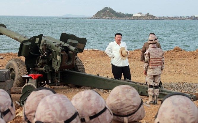 Sjeverna Koreja: Dolazak američke podmornice približava nas nuklearnom sukobu